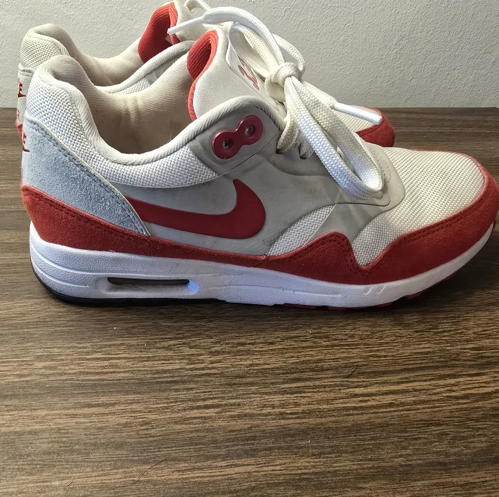 Nike Red and White Athletic Shoes Womens 6.5